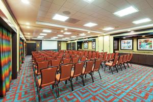 hampton inn and suites by hilton houston north iah