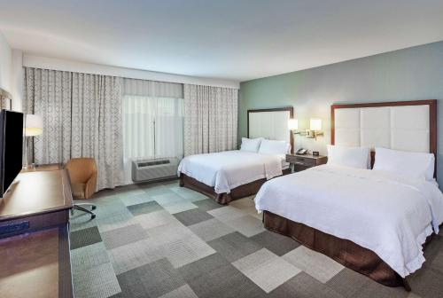 hampton inn and suites by hilton houston north iah