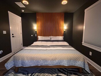 a122 malone home