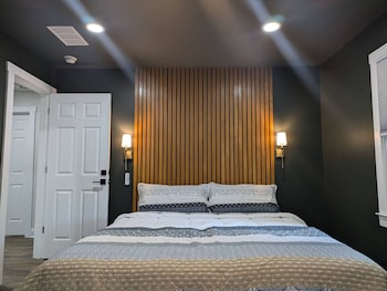 a122 malone home