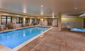 Hampton Inn Hibbing,Hibbing>>Duluth,3 star