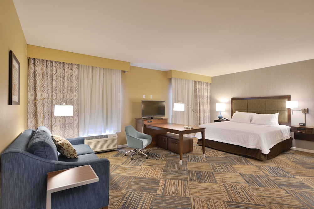 hampton inn and suites chippewa falls