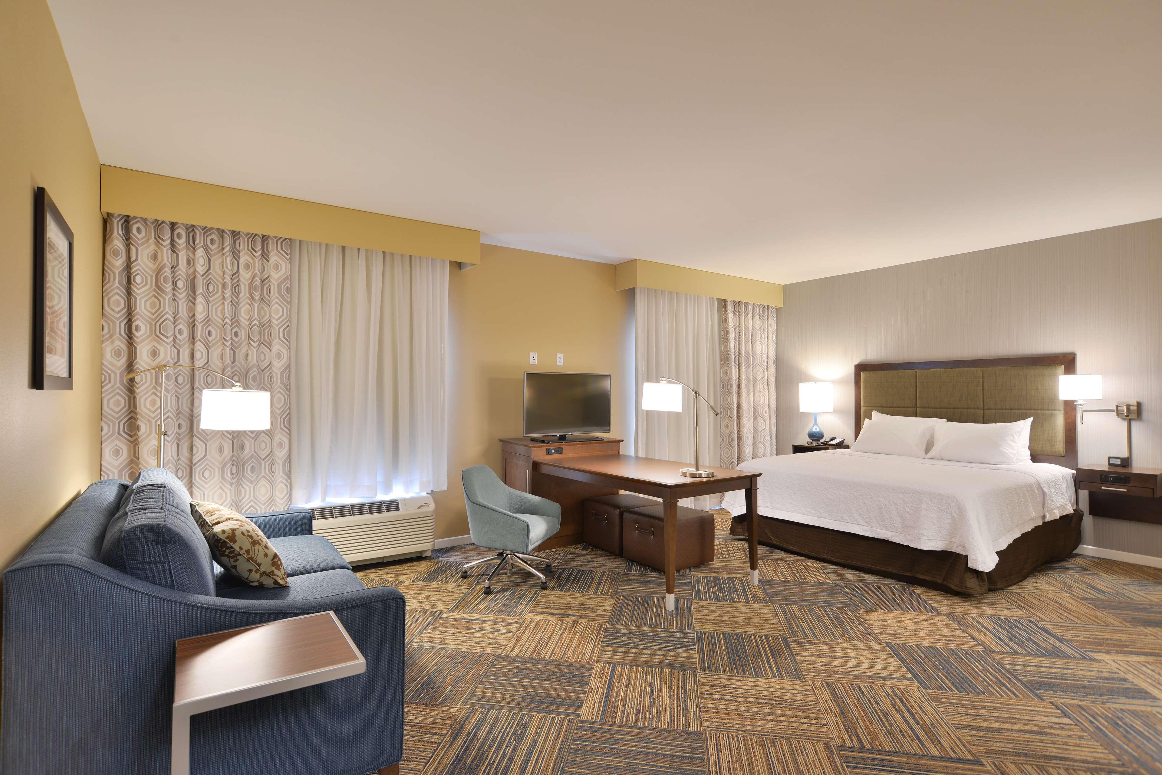 hampton inn and suites chippewa falls