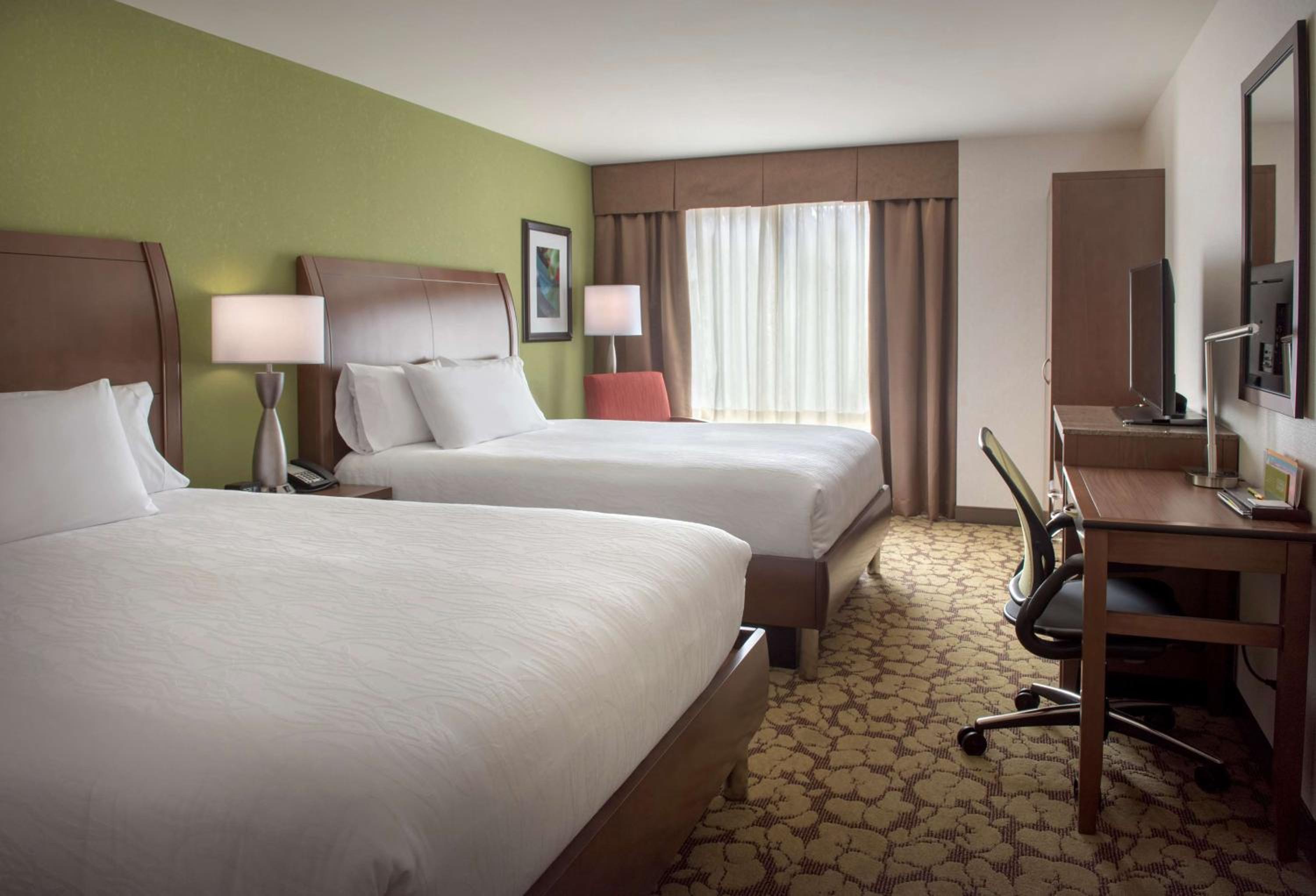 hilton garden inn chicago downtown riverwalk