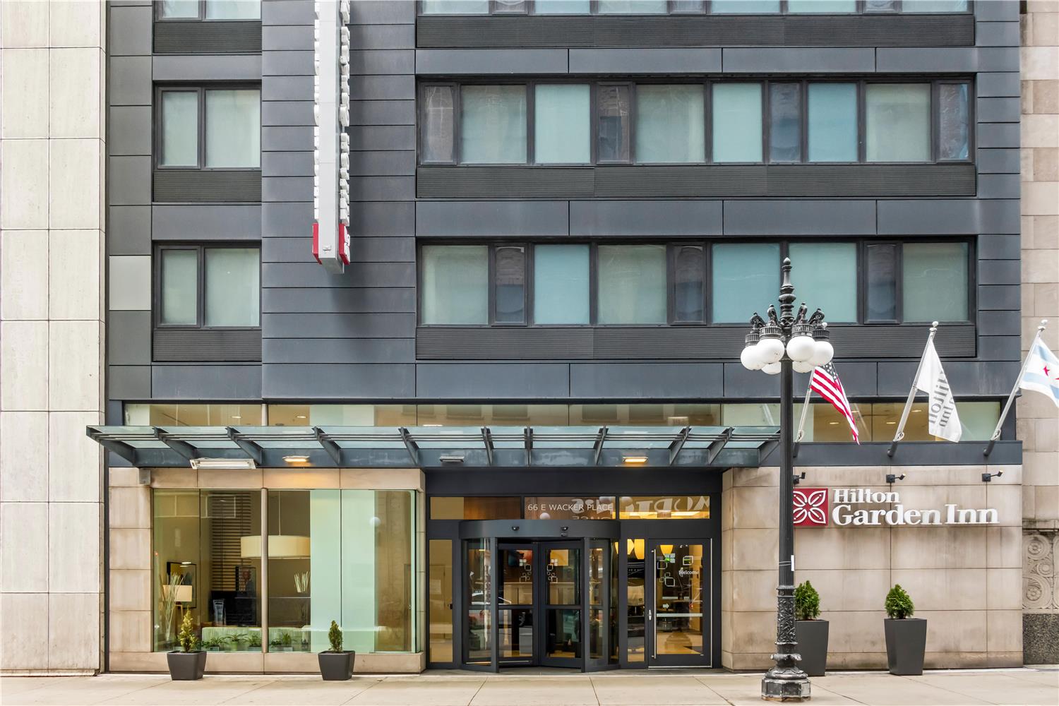 hilton garden inn chicago downtown riverwalk