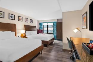 hilton garden inn chicago downtown riverwalk