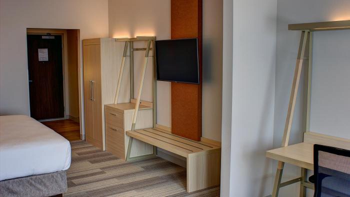 holiday inn express and suites spencer by ihg