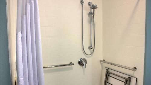 holiday inn express and suites spencer by ihg