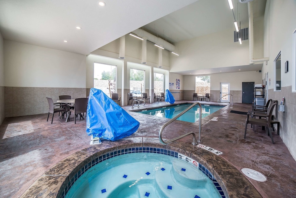 comfort inn and suites vernal national monument area