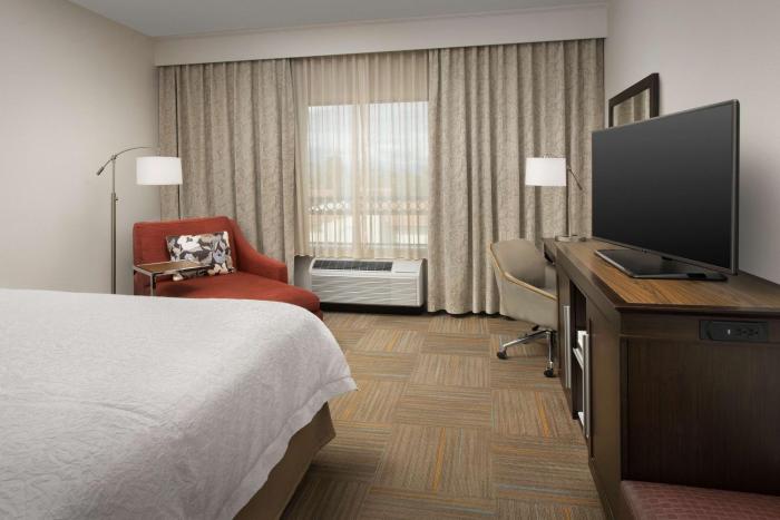 hampton inn and suites phoenix tempe