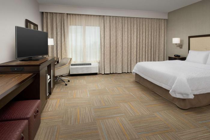 hampton inn and suites phoenix tempe