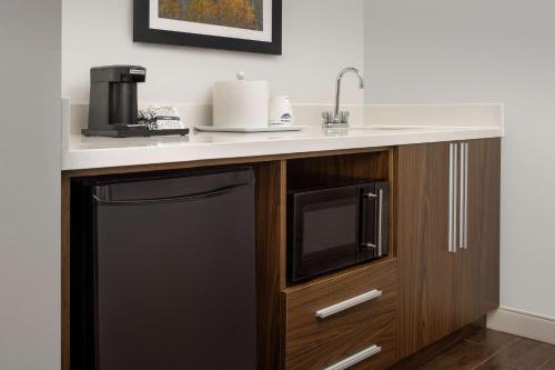 hampton inn and suites phoenix tempe