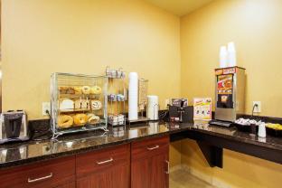 cobblestone inn and suites corry