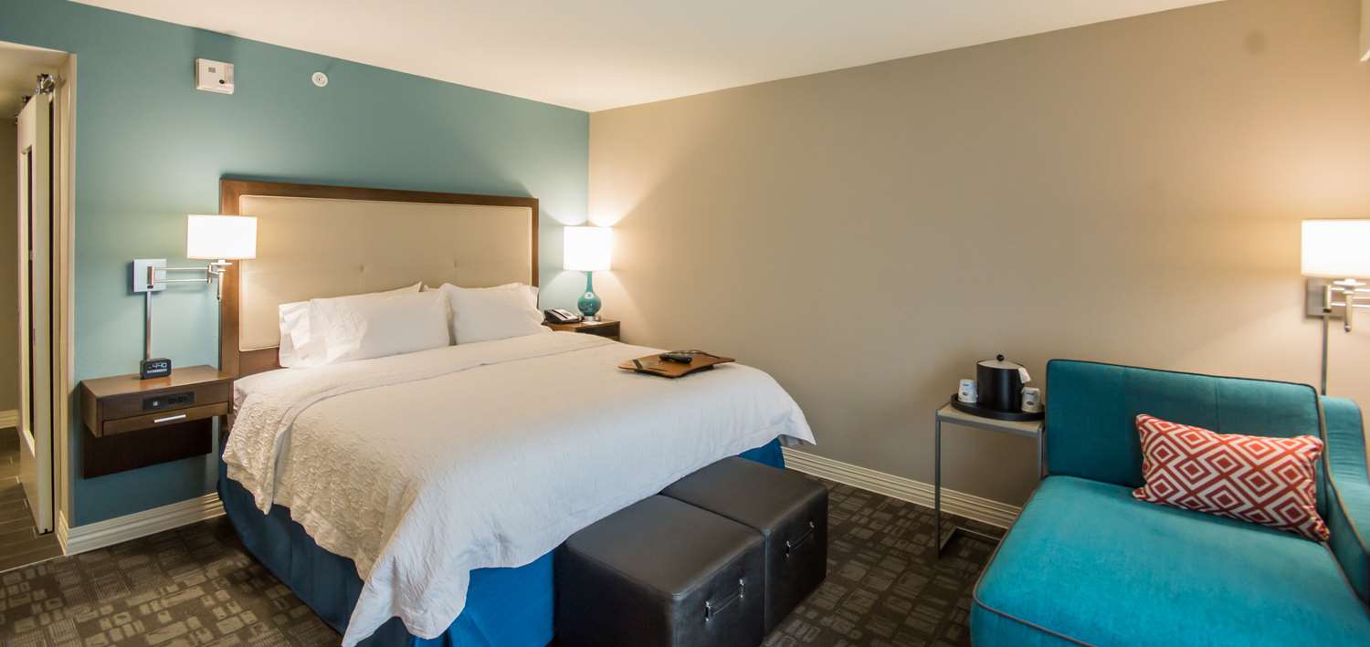 hampton inn and suites orlando at seaworld