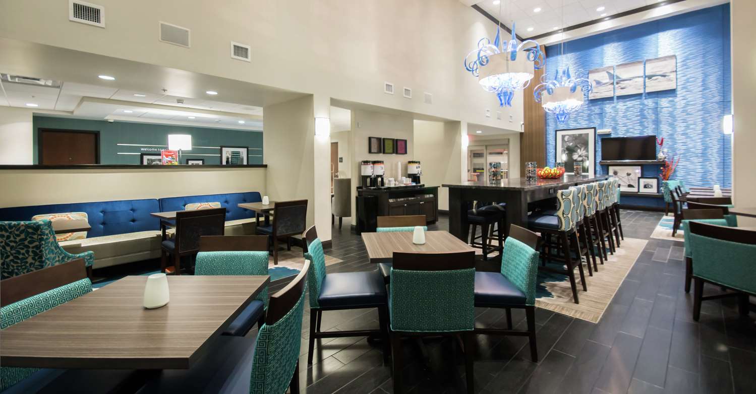 hampton inn and suites orlando at seaworld