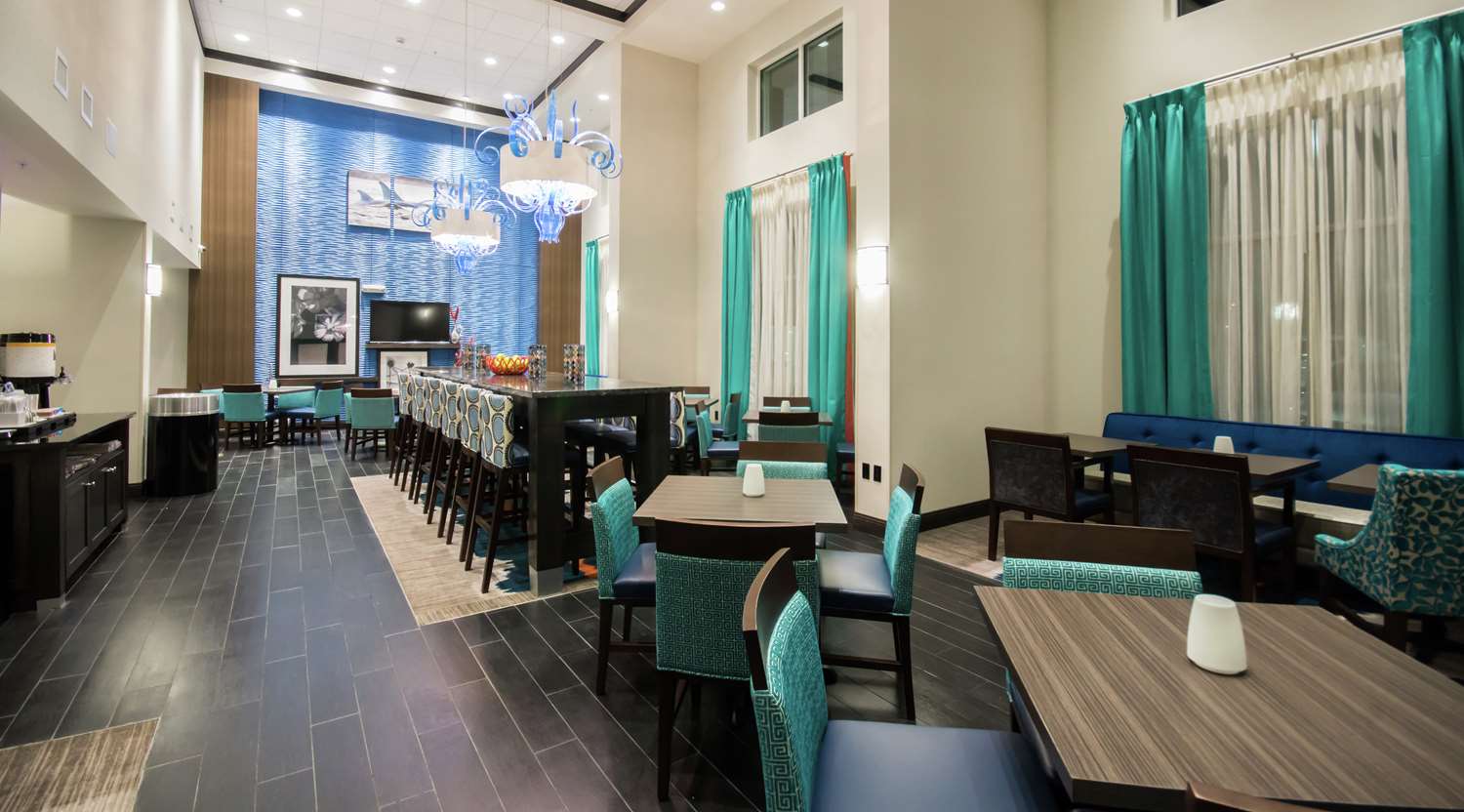 hampton inn and suites orlando at seaworld