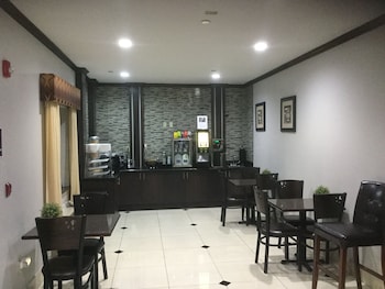 muskogee inn and suites