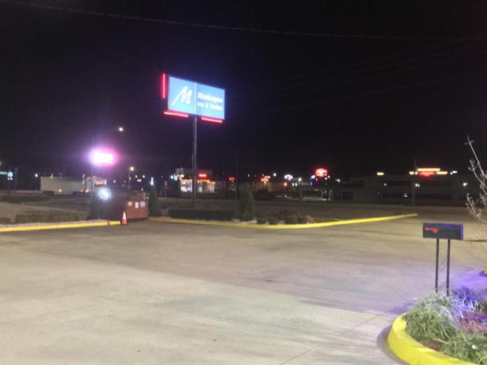 muskogee inn and suites