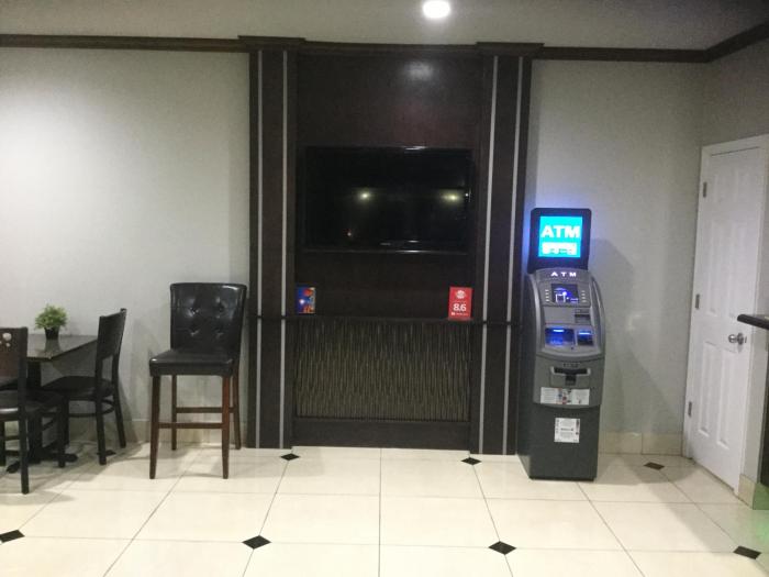 muskogee inn and suites
