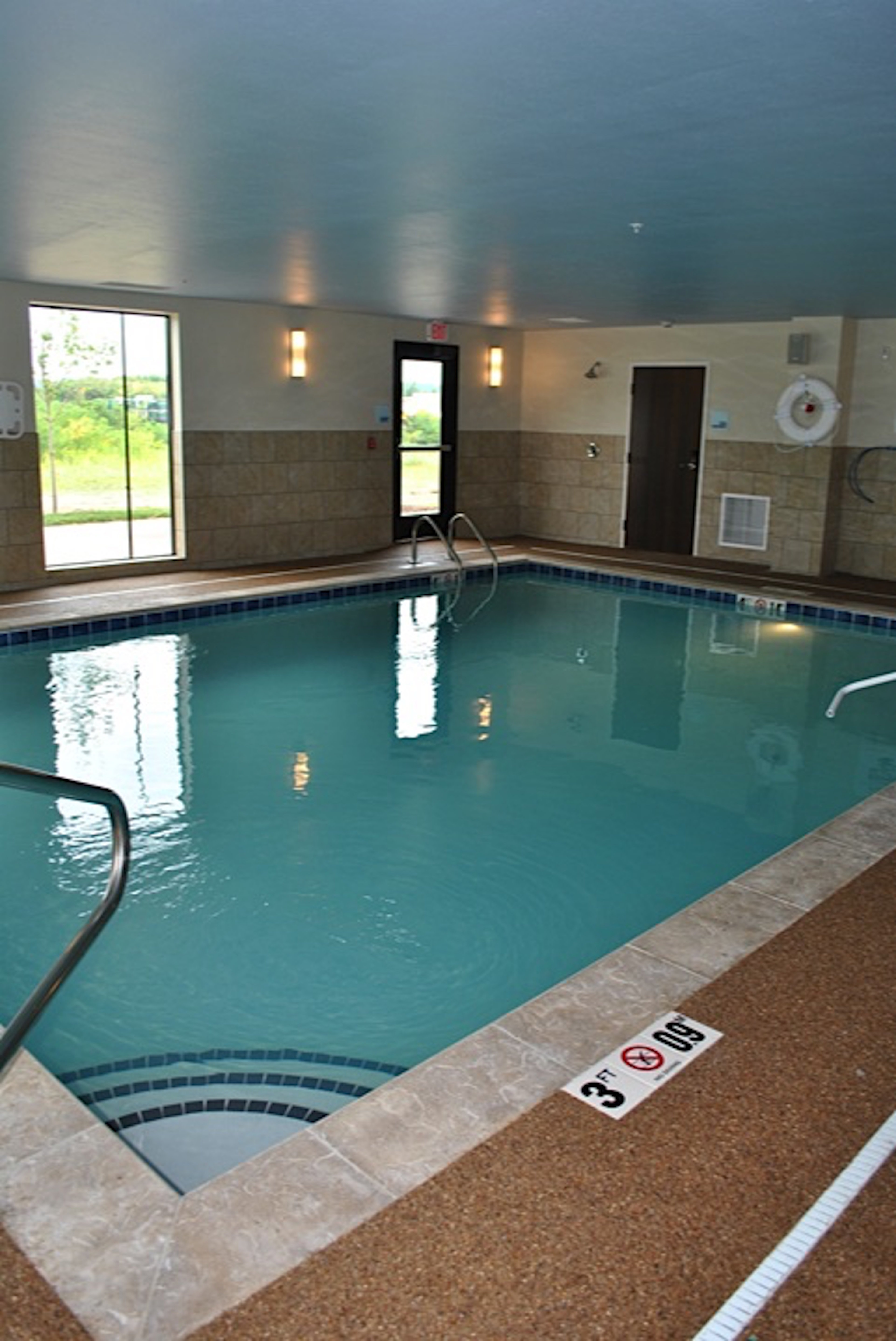 holiday inn express salem by ihg