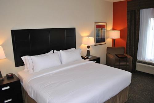 holiday inn express salem by ihg