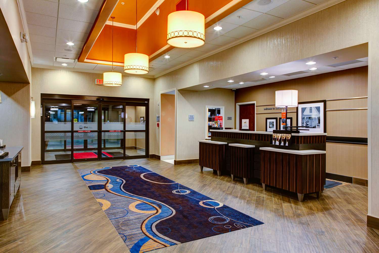 hampton inn and suites columbus