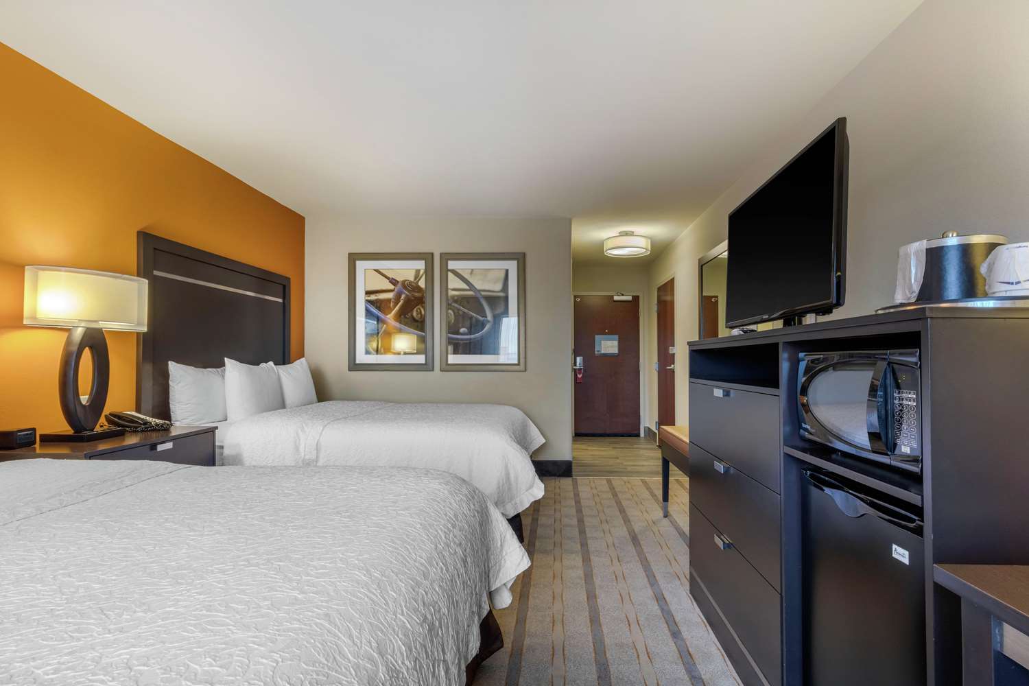 hampton inn and suites columbus