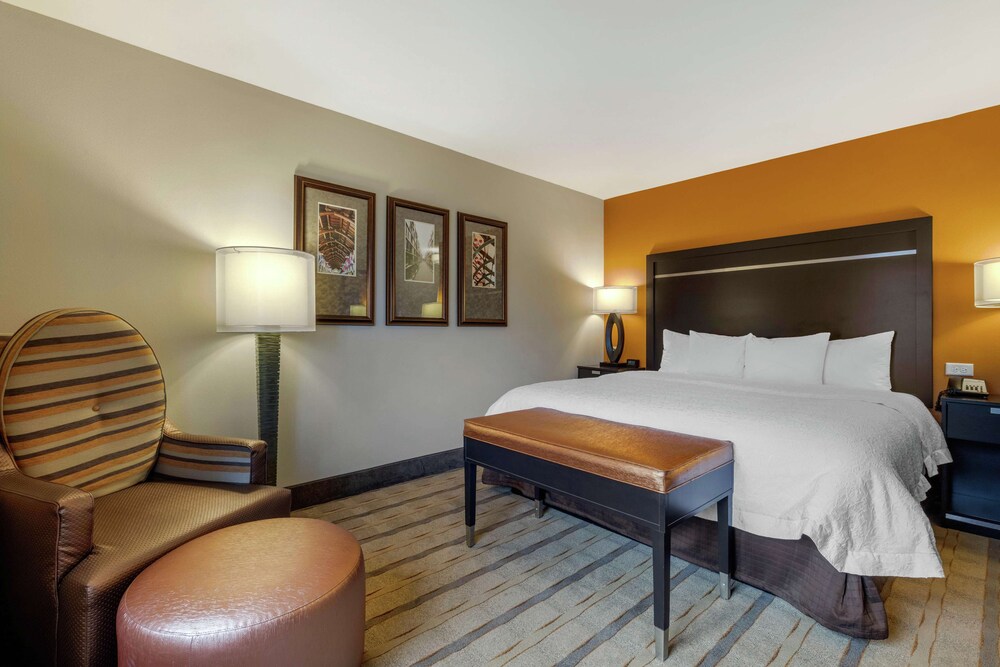 hampton inn and suites columbus