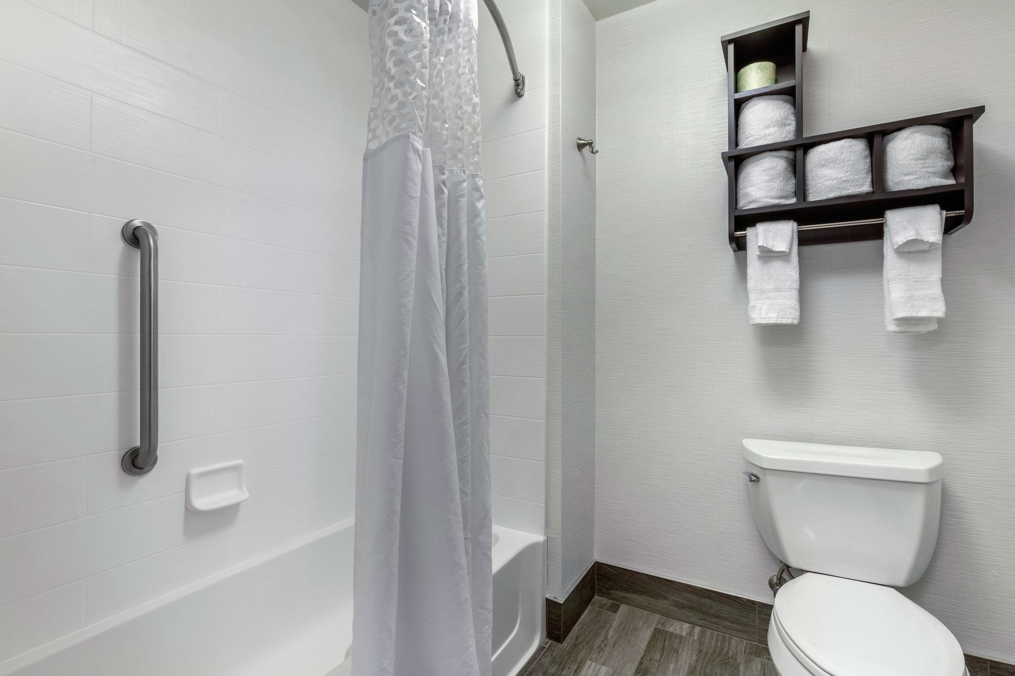 hampton inn and suites columbus