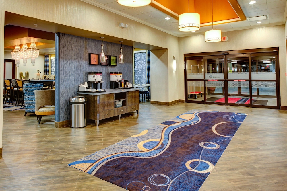 hampton inn and suites columbus