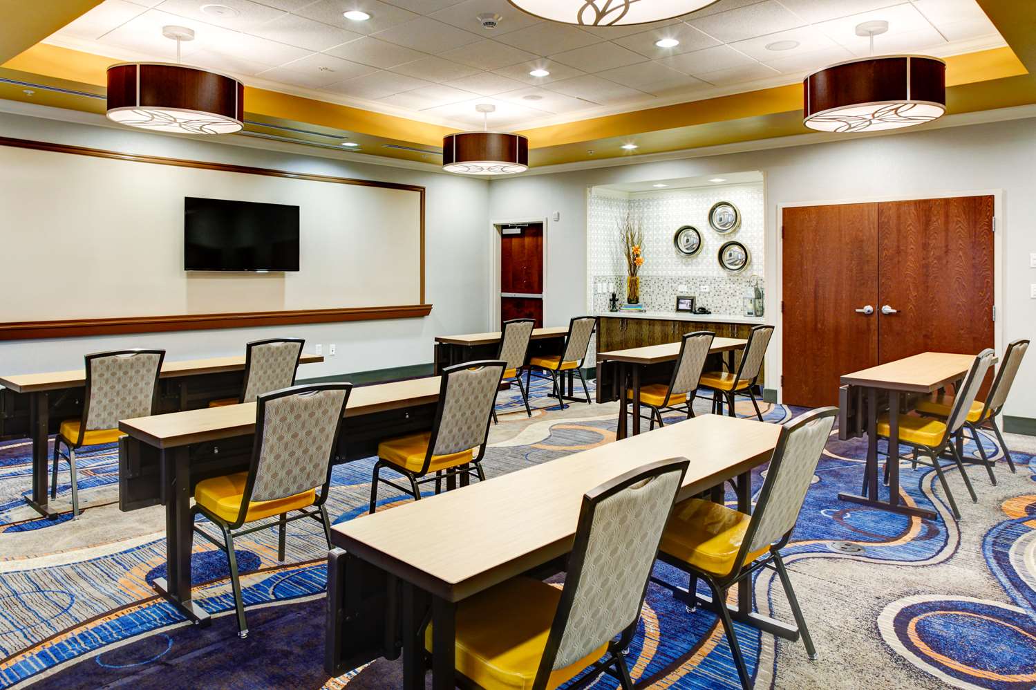 hampton inn and suites columbus