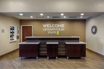 Hampton Inn & Suites Columbus,Lowndes County>>Columbus,3 star