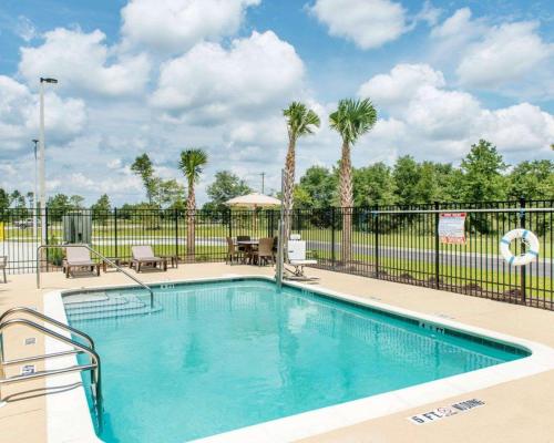 sleep inn and suites defuniak springs crestview