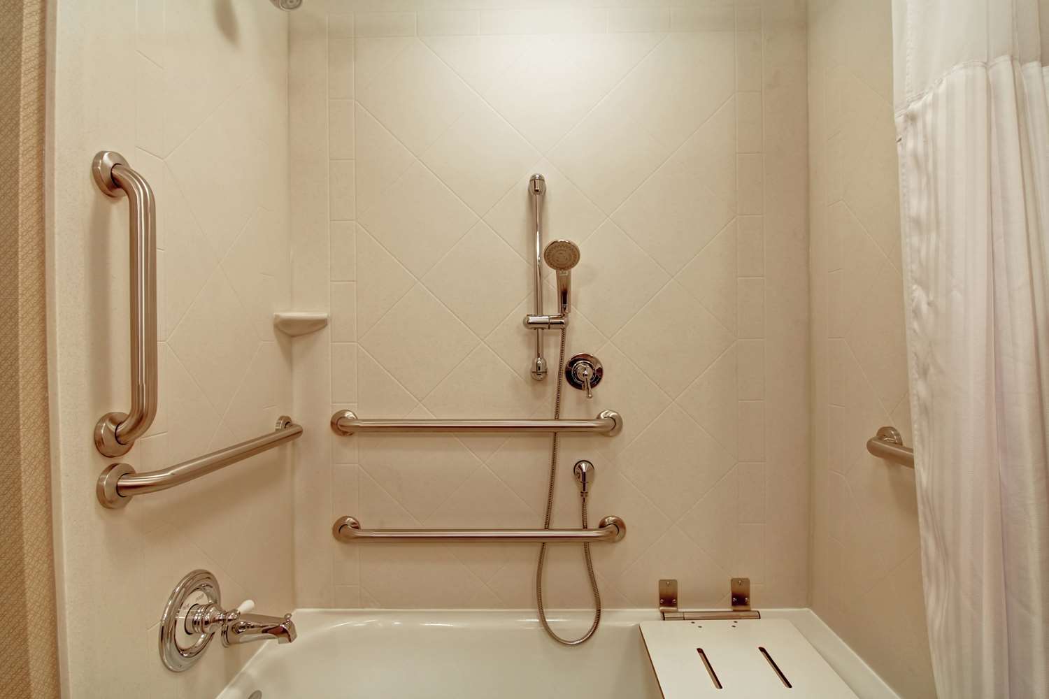 hilton garden inn woodbridge
