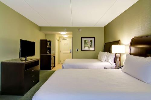 hilton garden inn woodbridge