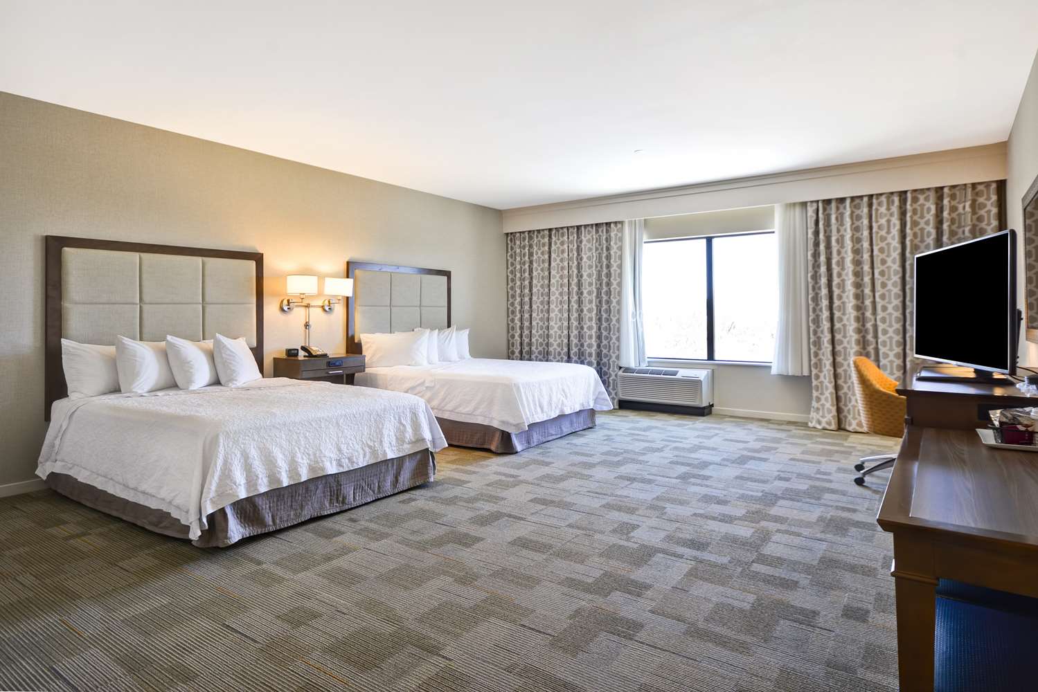 hampton inn and suites dallas plano east