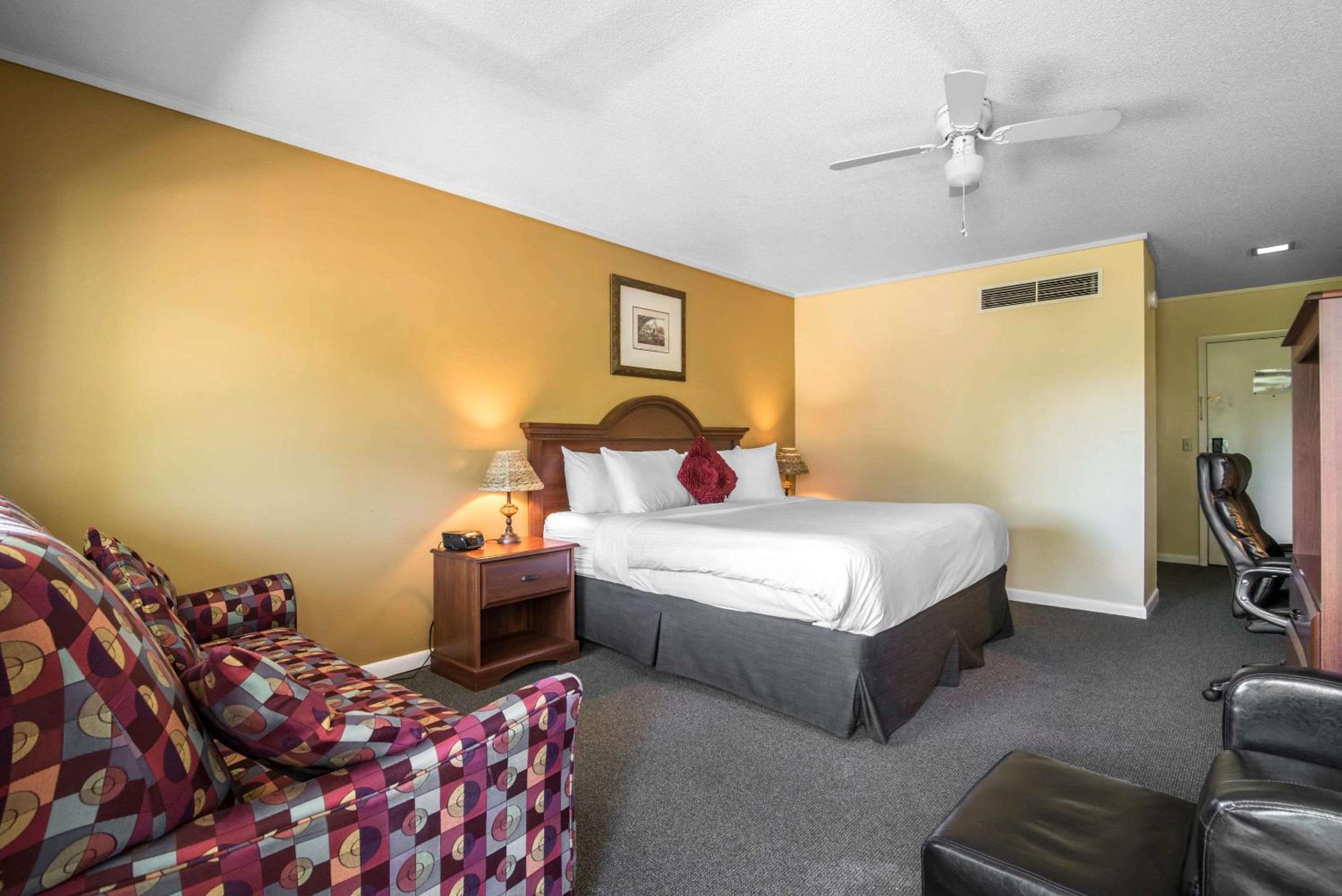 hampton inn and suites dallas plano east