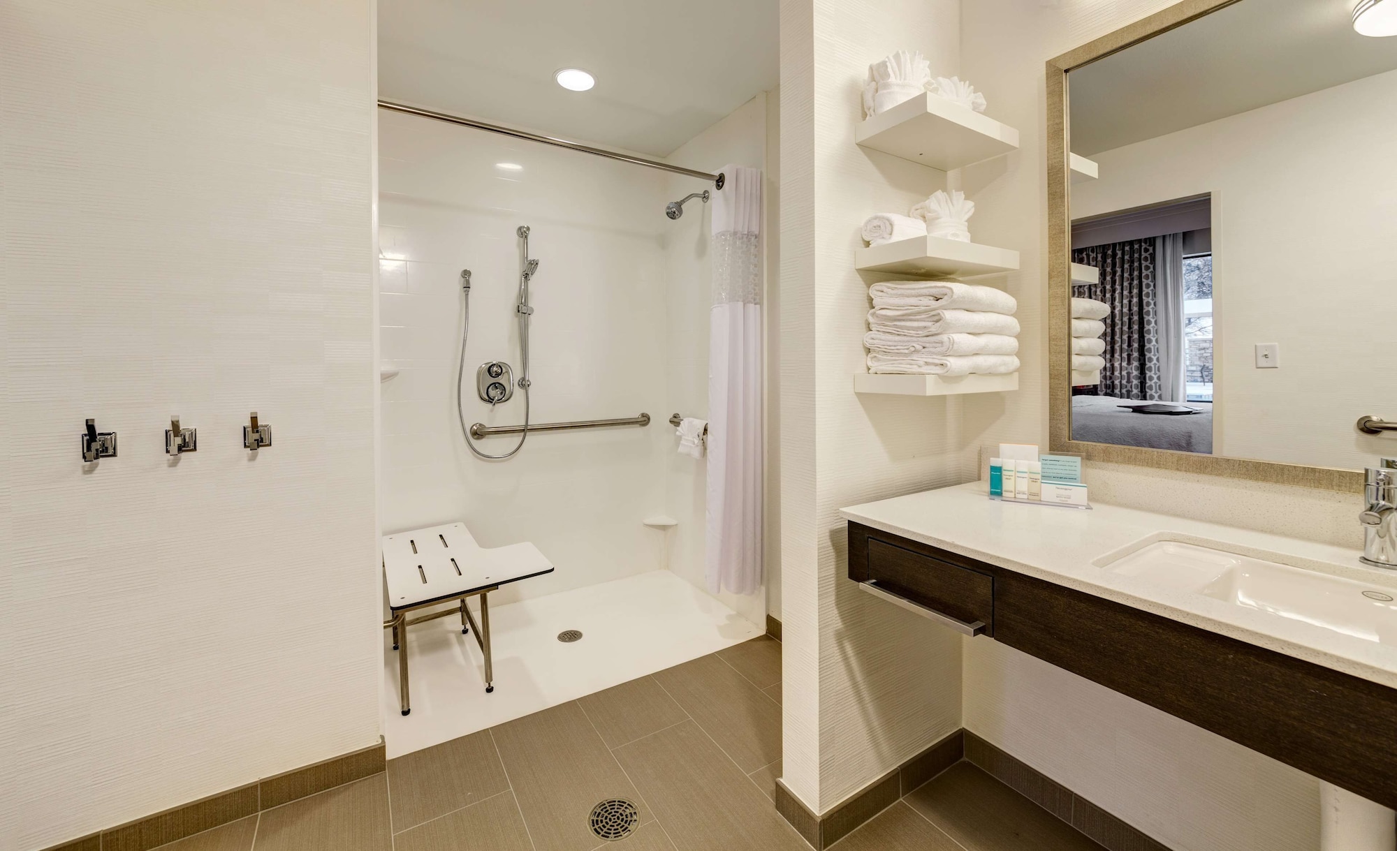 hampton inn and suites dallas plano east
