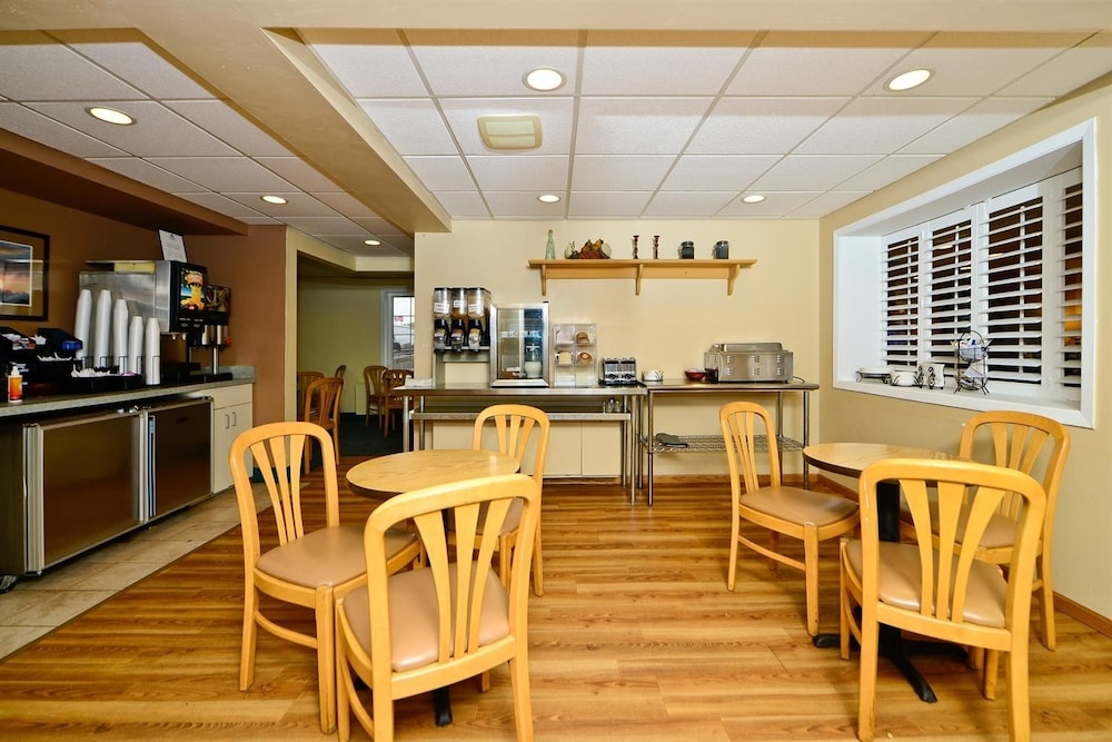 americas best value inn and suites st cloud