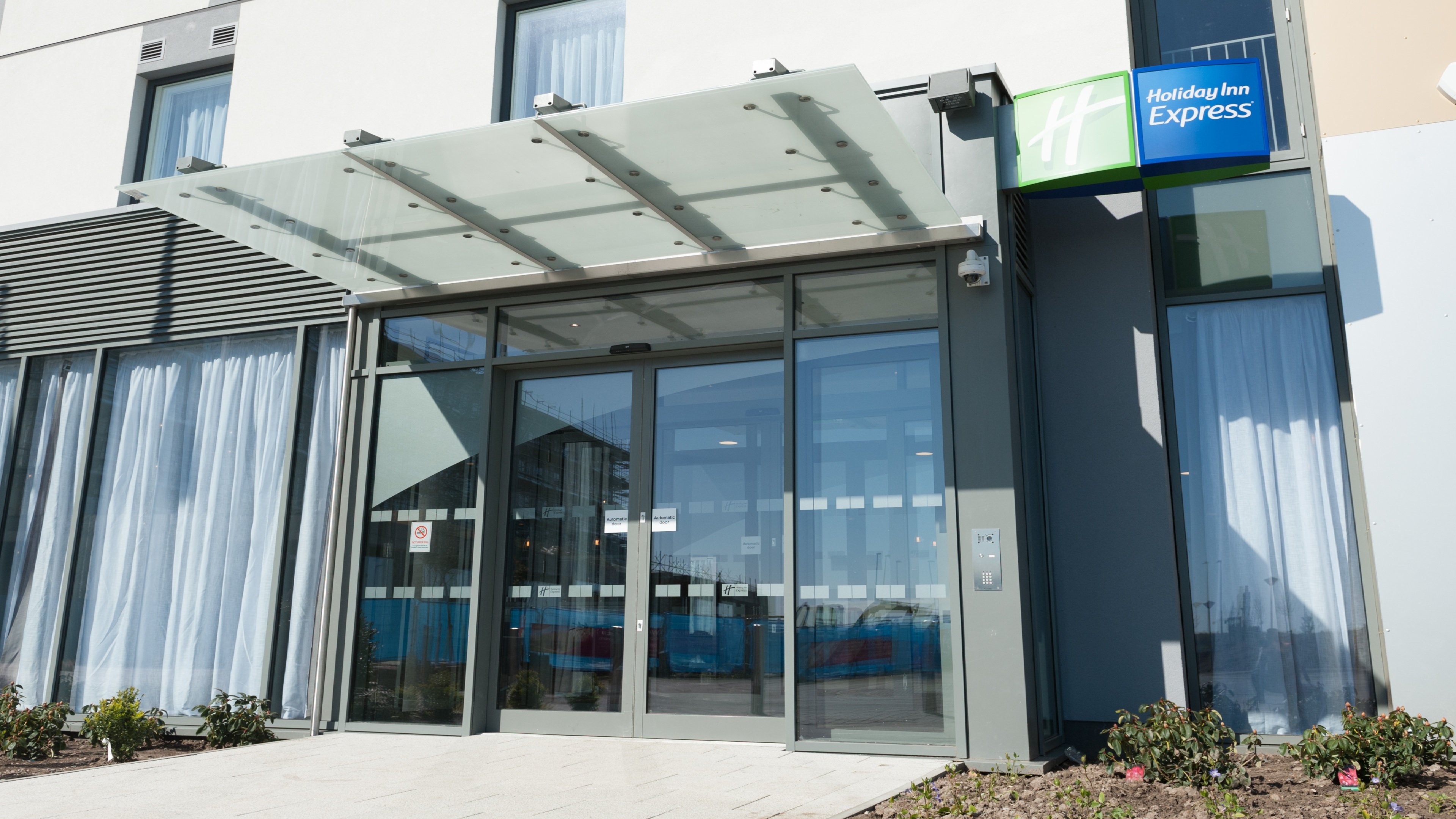 holiday inn express aberdeen airport by ihg