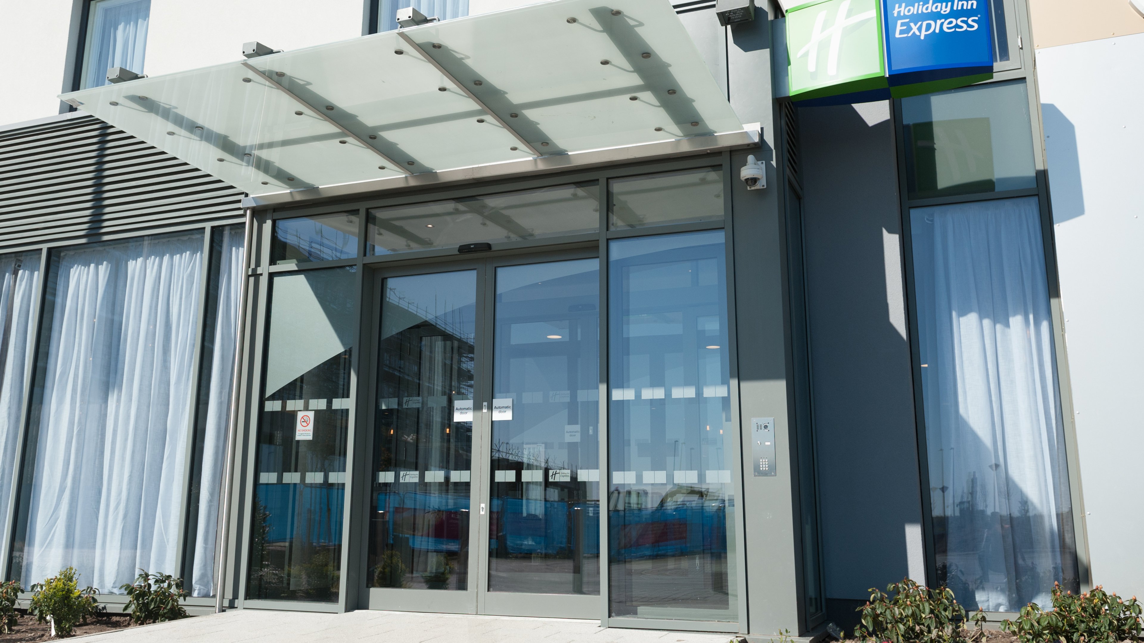 holiday inn express aberdeen airport by ihg