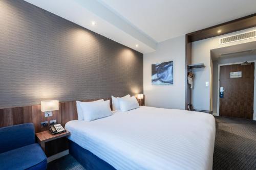 holiday inn express aberdeen airport by ihg
