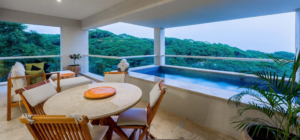 grand matlali suites and villas riviera nayarit