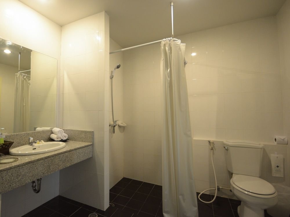 irest ao nang krabi hostel