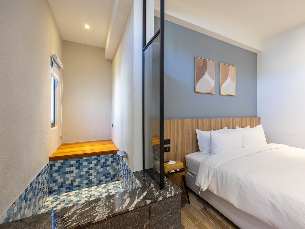 kenting sea wall 130