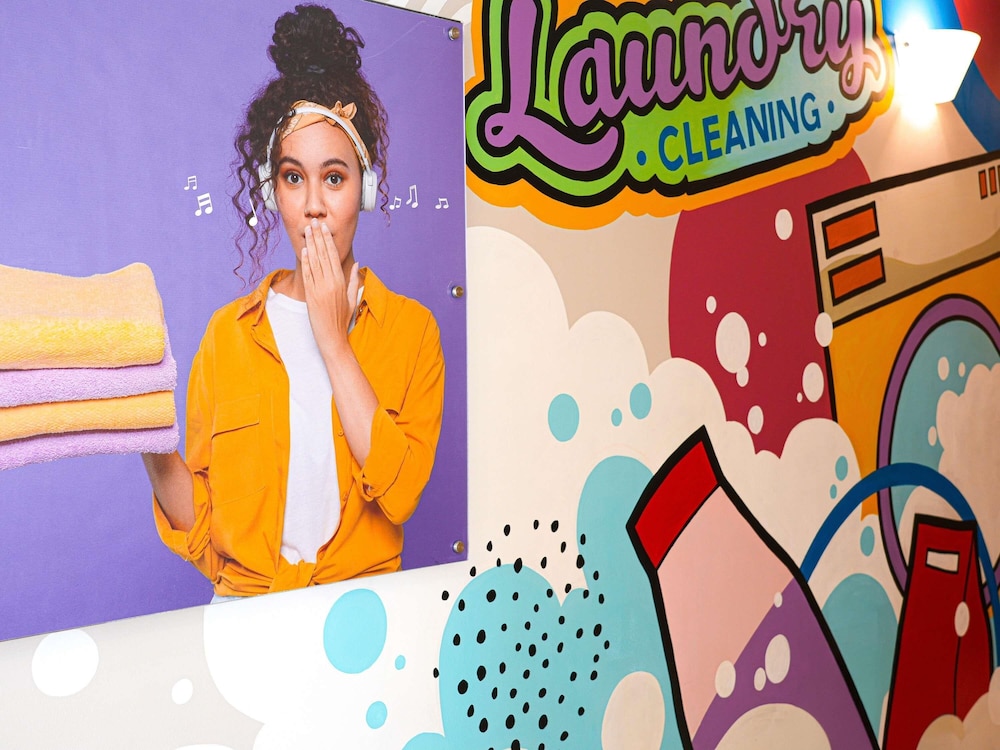 ibis one central hotel