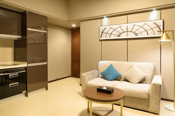 poltton international apartment foshan zumiao lingnan tiandi branch