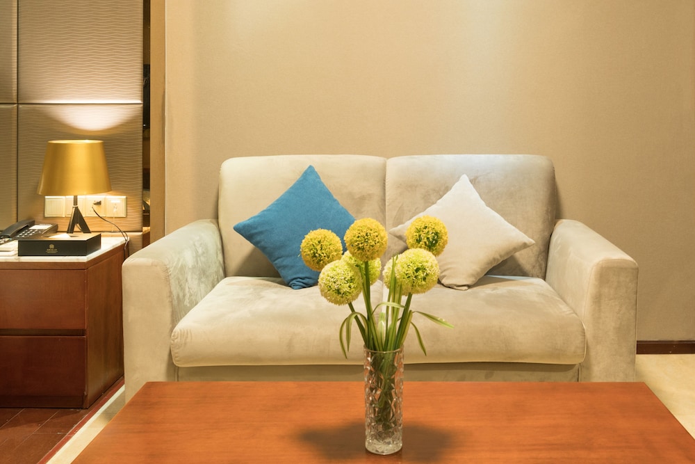 poltton international apartment foshan zumiao lingnan tiandi branch