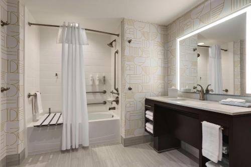 home2 suites by hilton austin north near the domain