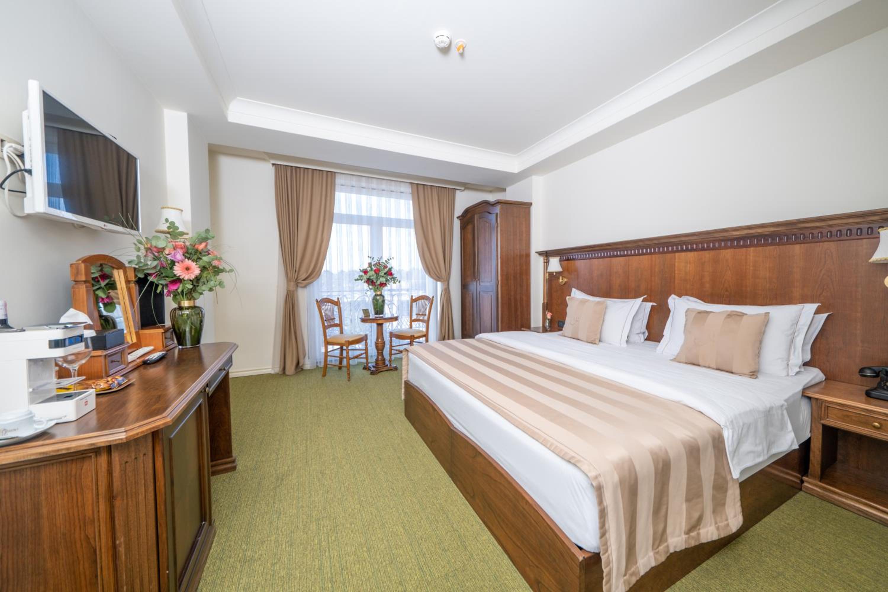 garden hotel pristina